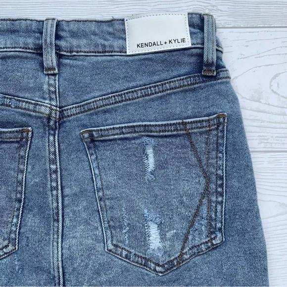 NWT KENDALL + KYLIE DENIM JEAN MINI SKIRT - Picture 7 of 13